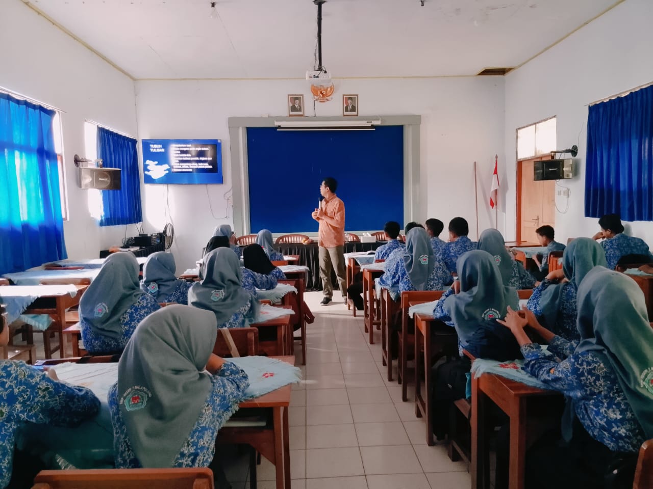 ‎Siswa Spensaba Belajar Jadi Wartawan Muda ‎ 