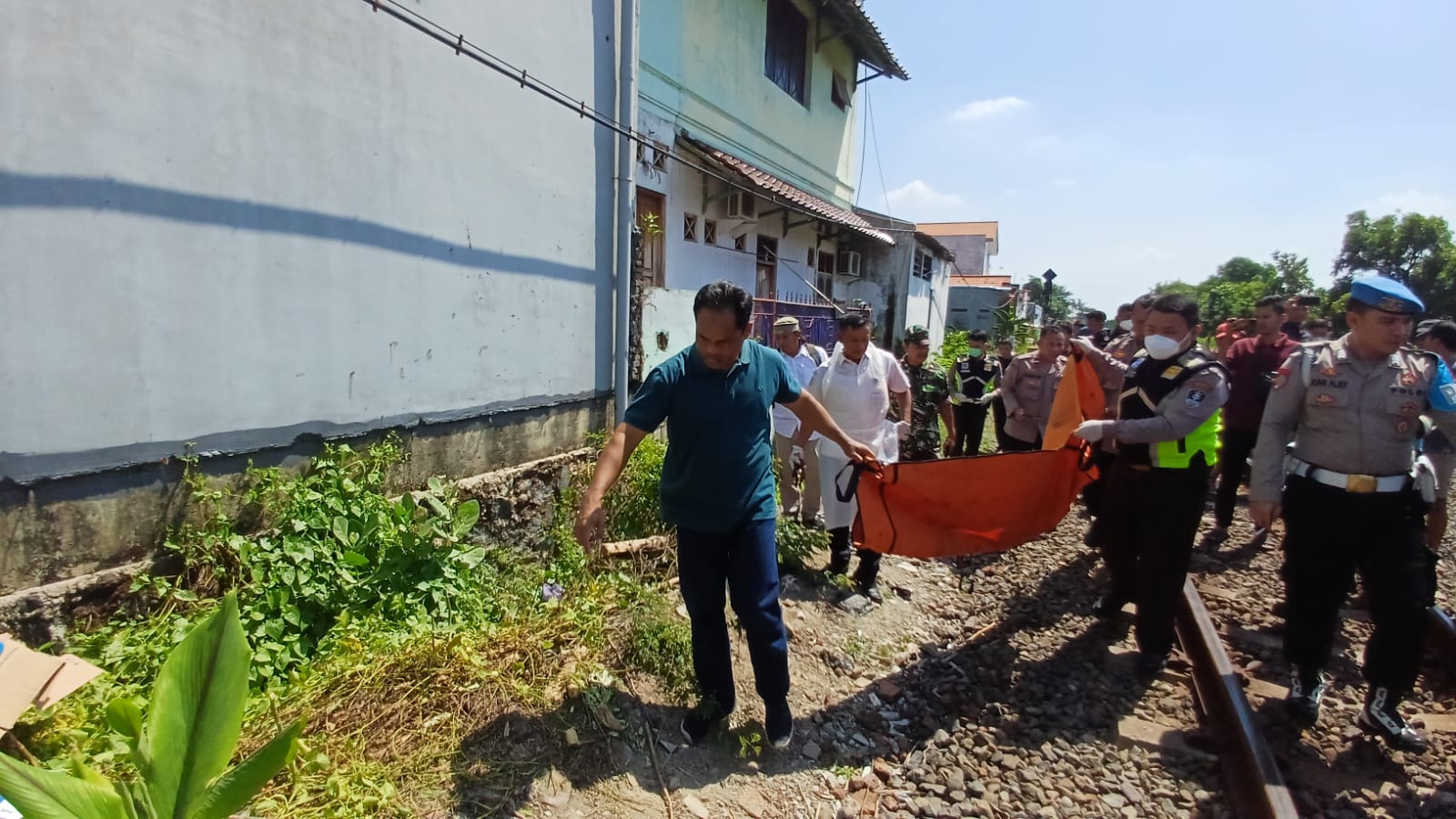 Kurang Waspada, Arif Tewas Ditabrak KA Argo Sindoro di Kabupaten Brebes 