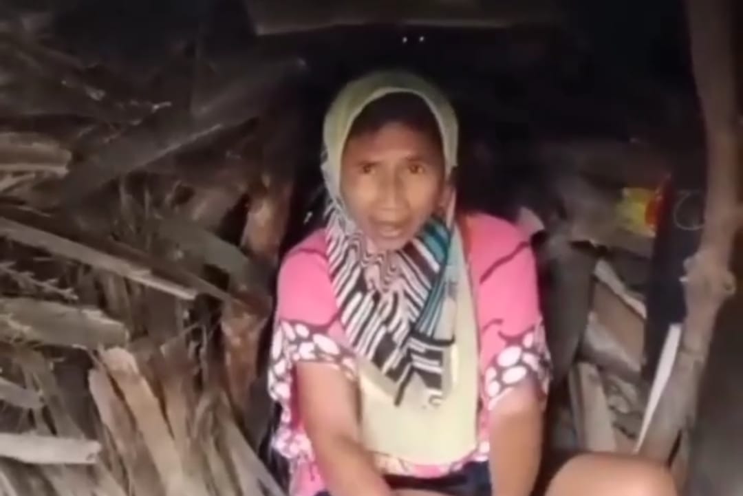 Viral Warga Batang Tinggal di Hutan Malaysia 19 Tahun, Camat Bawang: Benar itu Warga Saya