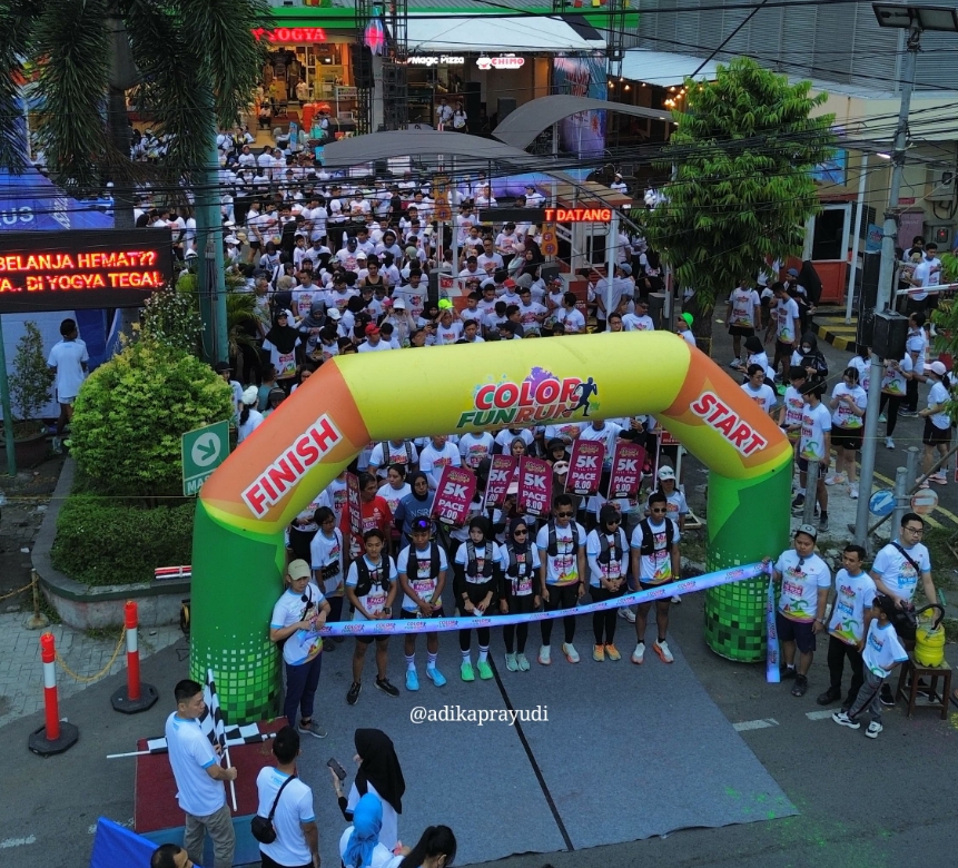 Color Fun Run 2025 Toserba Yogya Meriah 
