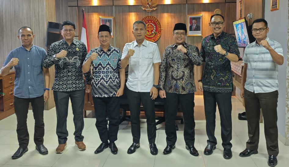 Pimpinan DPRD Kabupaten Tegal Datangi Kejaksaan dan Kodim