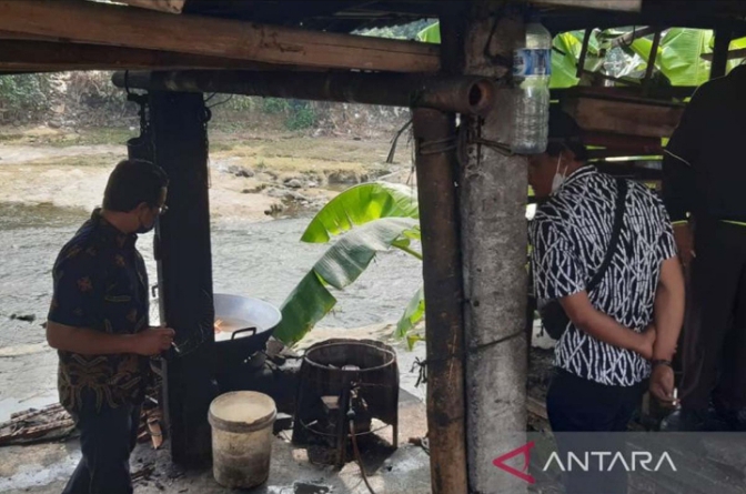 Limbah Anjing Dibuang di Bengawan Solo, Pelakunya Ternyata Tokoh Masyarakat