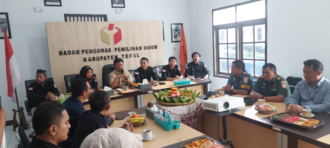 Curhat ke Bupati Tegal, Ini Permintaan Bawaslu dan KPU