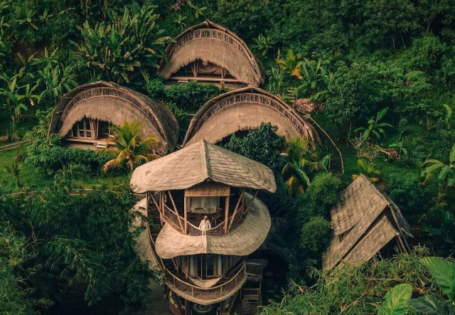 Aura House Bali, Tempat Penginapan Unik dan Indah dengan Harga Terjangkau 