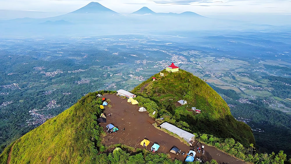 6 Tempat Sunrise yang Ada di Magelang, Pemandangannya Super Cantik, Berikut Daftarnya!