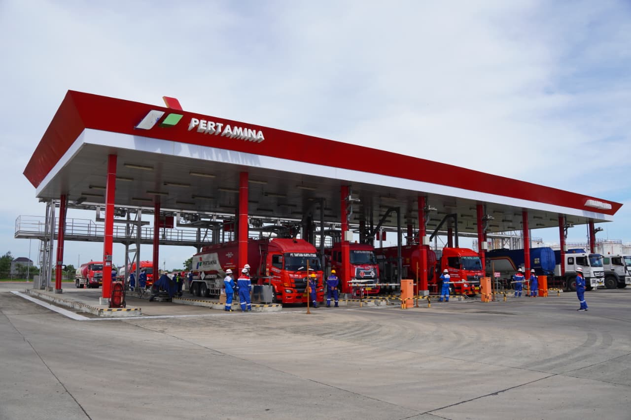BBM Aman, Tol Lancar! Pertamina Kepung Jalur Nataru dengan Layanan Super Lengkap