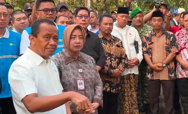 Bupati Yuli Minta Warga Laporkan Rumah Belum Berlistrik, Pemasangan Gratis Diusulkan Tahun 2027