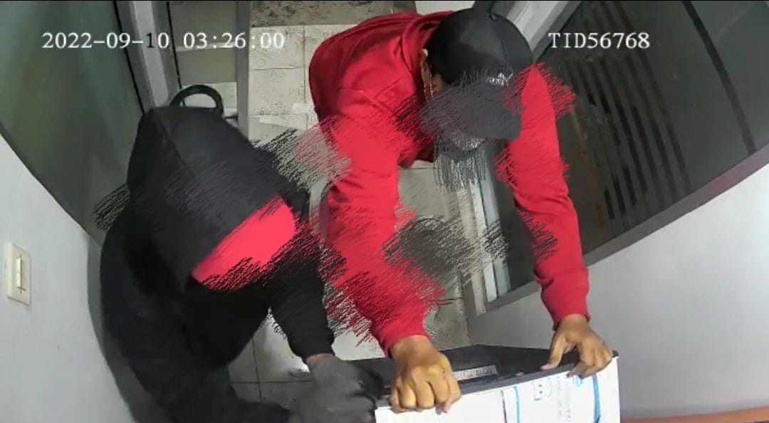 Wow..Pelaku Pembobol Mesin ATM BRI di Tegal Gunakan Linggis, Ini Rekaman CCTV-nya
