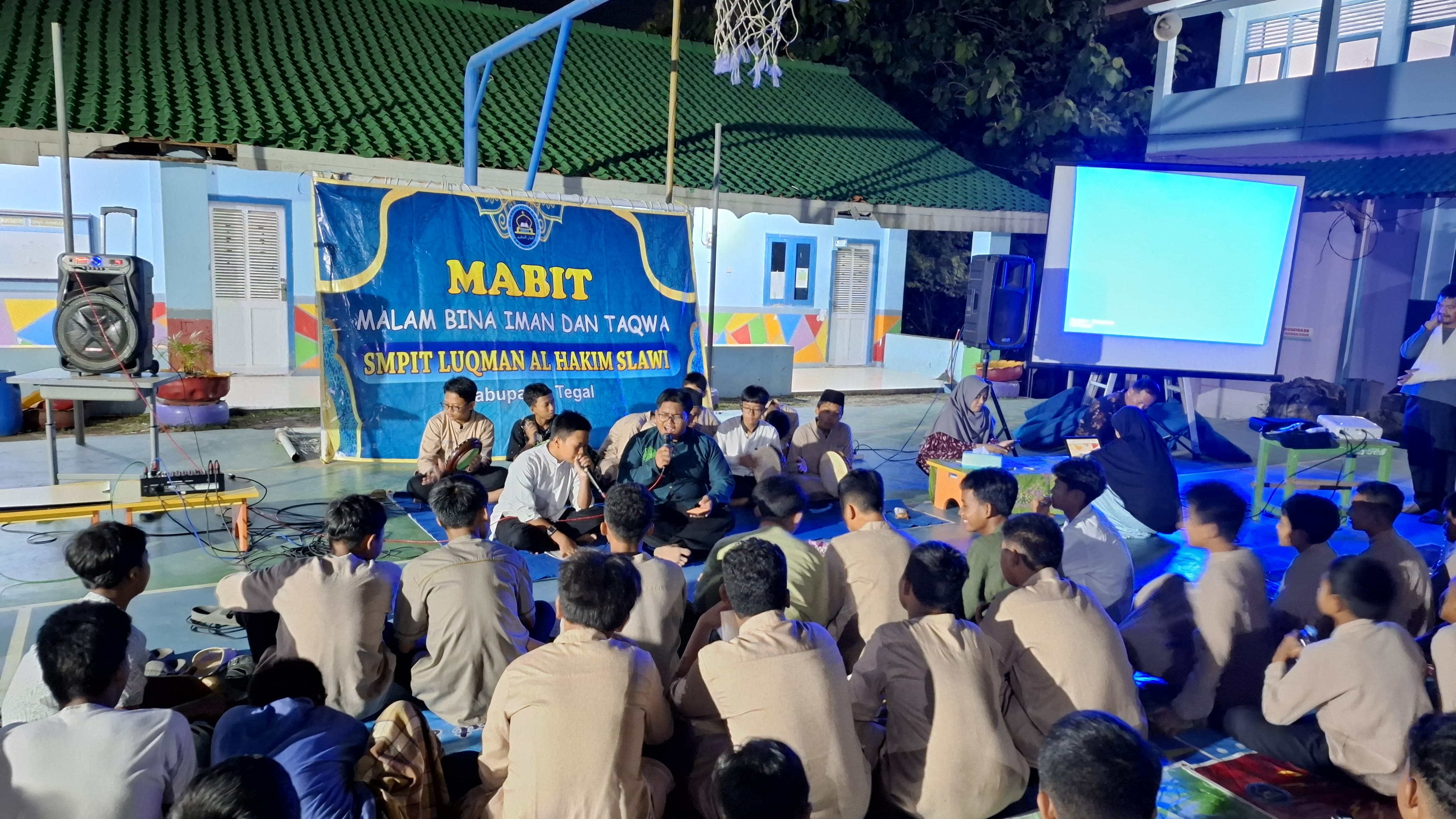 SMPIT Luqman Al Hakim Tegal Gelar Mabit II