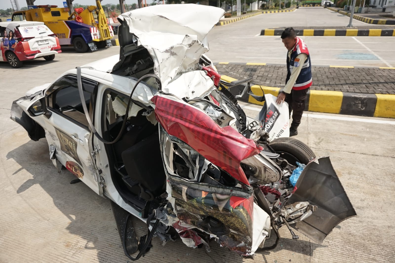 Terungkap, Microsleep jadi Penyebab Sopir Truk Rosalia Express Tabrak Mobil TV One