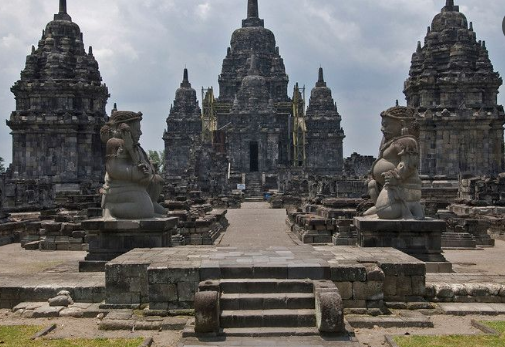 7 Destinasi Wisata Candi di Klaten yang Penuh Misteri, Salah Satunya Candi Siwa yang Memiliki Sejarah Tinggi