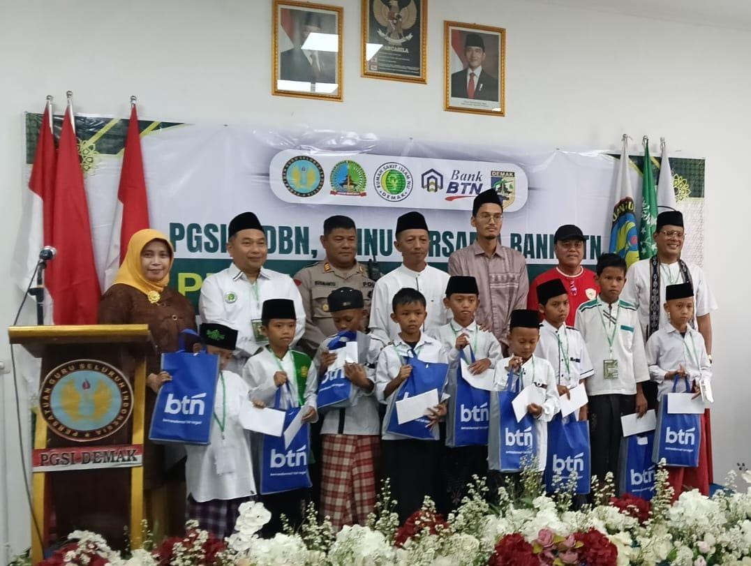 Sambut Ramadhan, PGSI dan RSI NU Demak Gelar Bakti Sosial Bagi Warga Terdampak Banjir dan Khitan Gratis