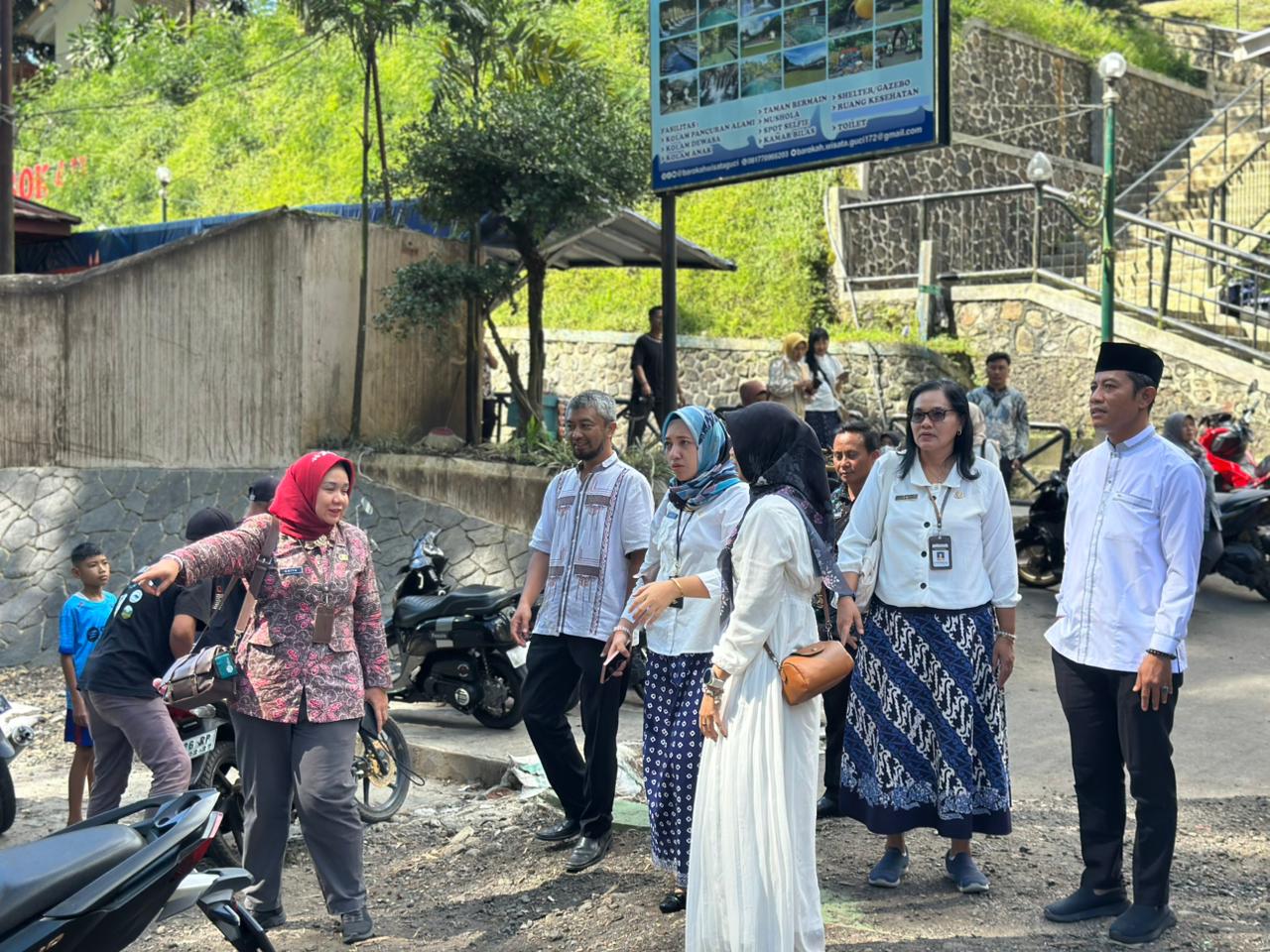 Akses Menuju Kawasan Objek Wisata Guci Mulai Dapat Dilalui Wisatawan