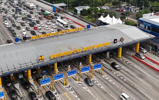 Naik 50,2 Persen, 351.148 Kendaraan Melintas GT Banyumanik Periode Akhir Libur Panjang Nataru 2025/2026