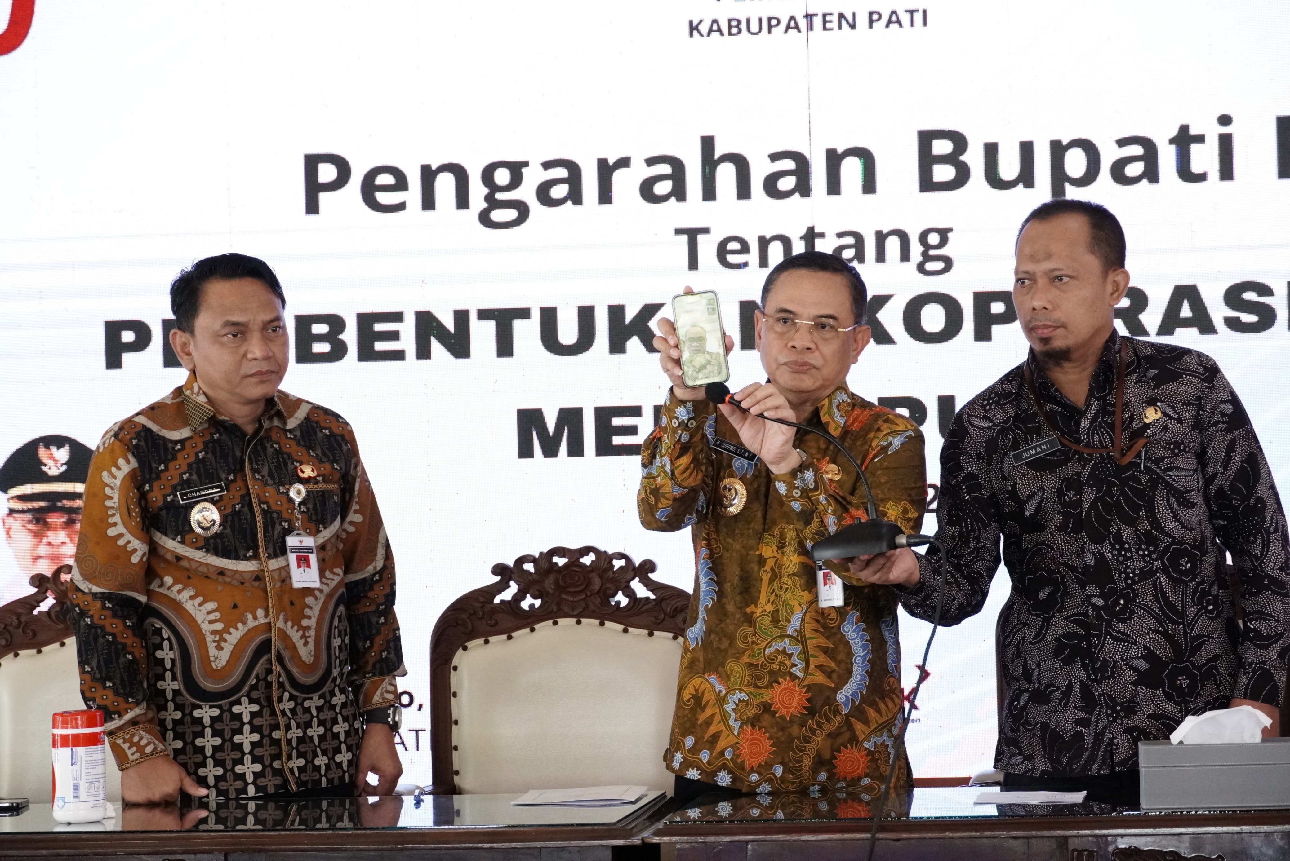 Basmi Rentenir dan Tengkulak di Pati, Bupati Sudewo Bentuk Kopdes Merah Putih Secepatnya