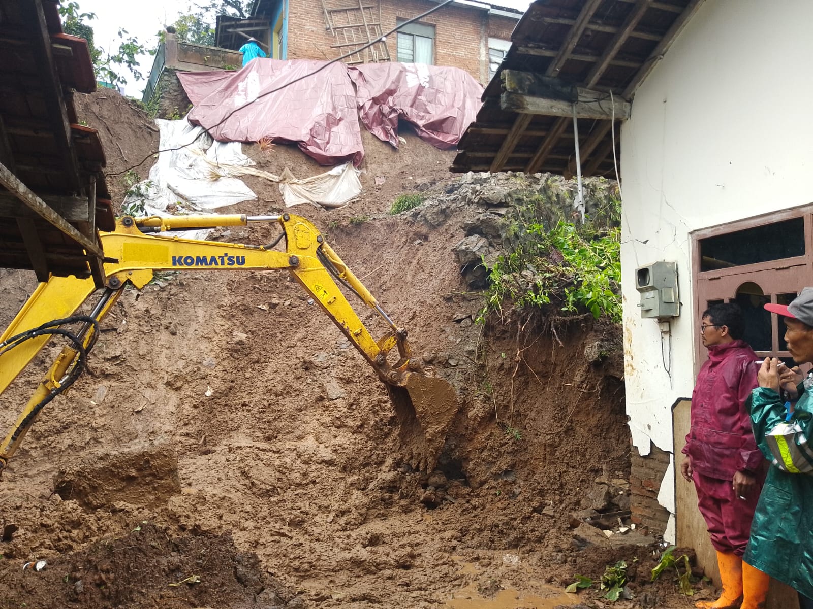 Dua Rumah Warga Pegunungan Muria Diterjang Longsor, Begini Peringatan BPBD Kudus