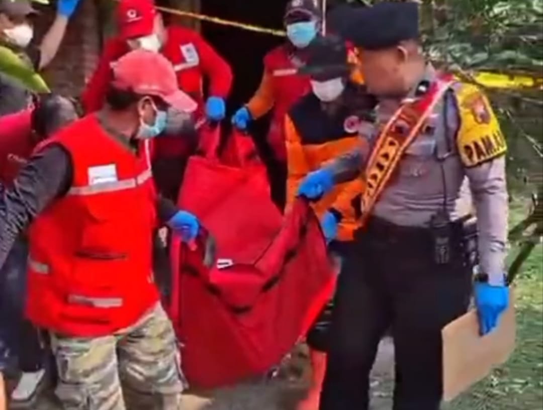 Duda di Pati Ditemukan Meninggal Dunia dan Jasadnya Membusuk di Rumahnya