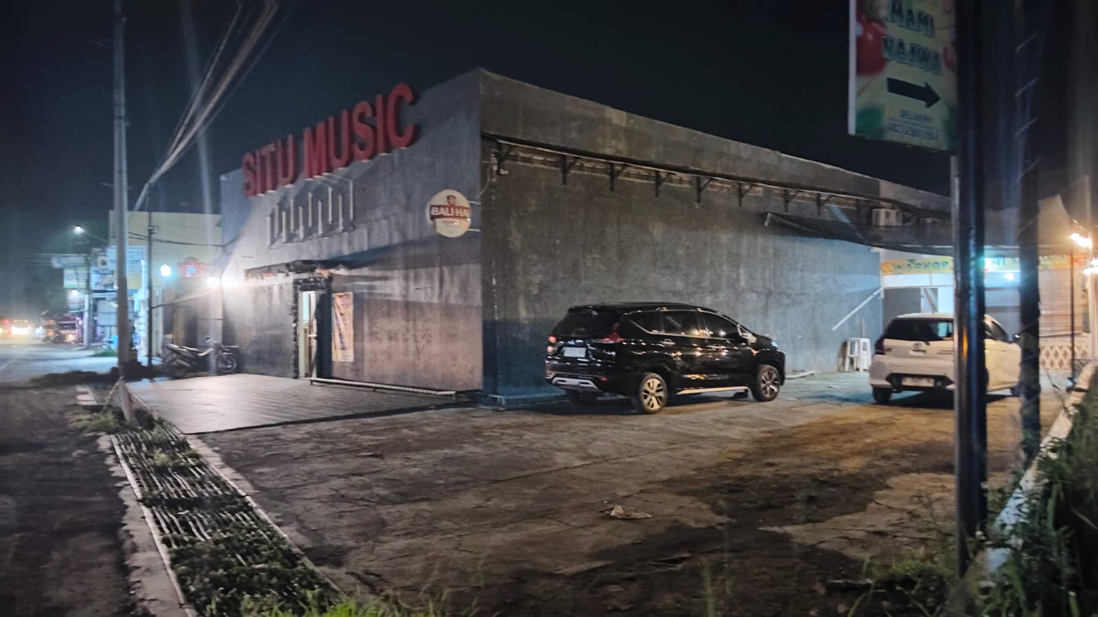 Bandelnya Karaoke di Batang Saat Ramadan 2026, Tetap Buka Meski Dilarang