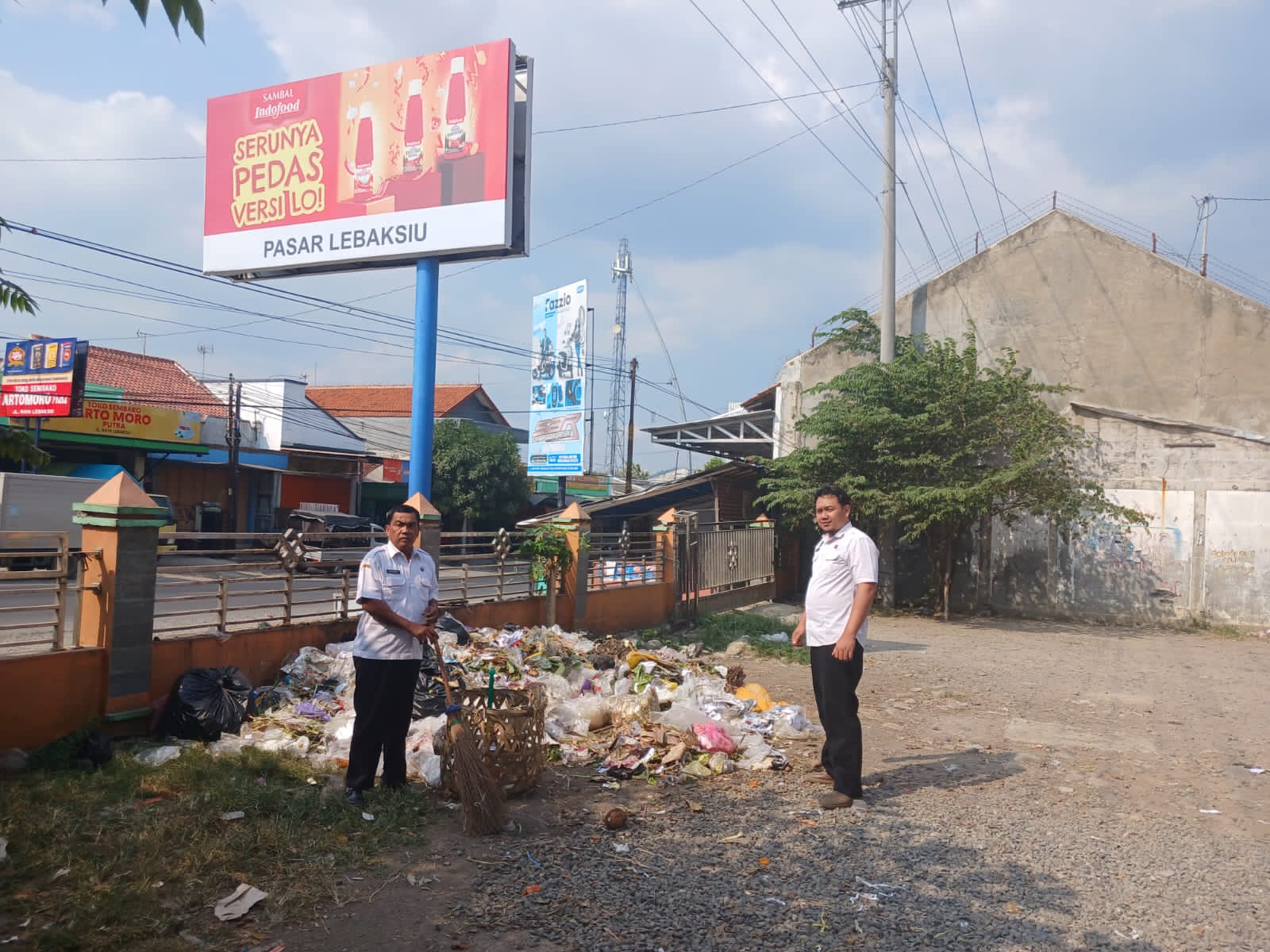 Pedagang Pasar Lebaksiu Kabupaten Tegal Butuh TPS, Pimpinan DPRD Siap Akomodir