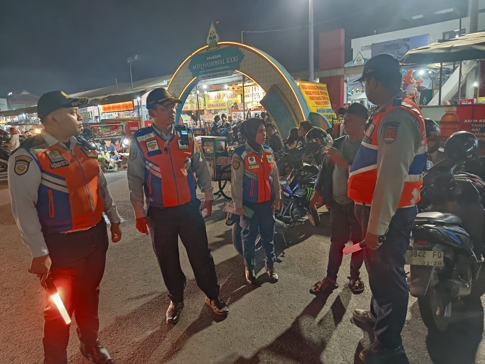 Dishub Semarang Bina 5 Jukir Simpang Lima, Tarif Parkir Diminta Sesuai Aturan