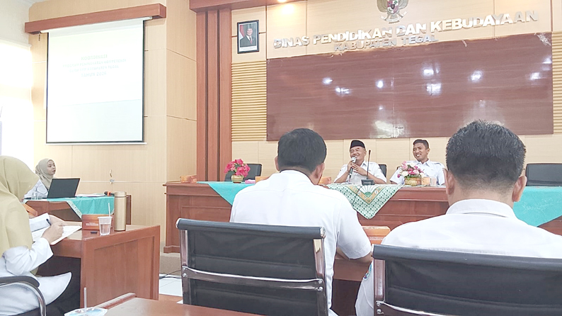 Dikbud Kabupaten Tegal Gandeng MGMP Gelar Peningkatan Kompetensi Guru