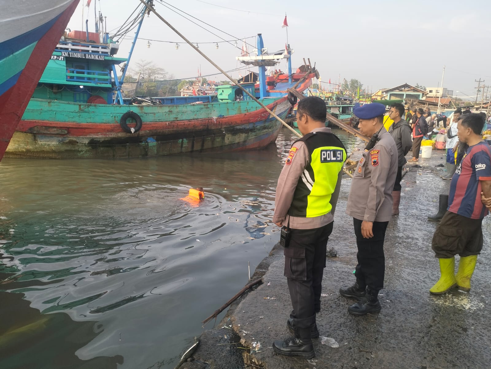 ABK KM Timbul Barokah Hilang di Dermaga TPI Klidang Lor Batang