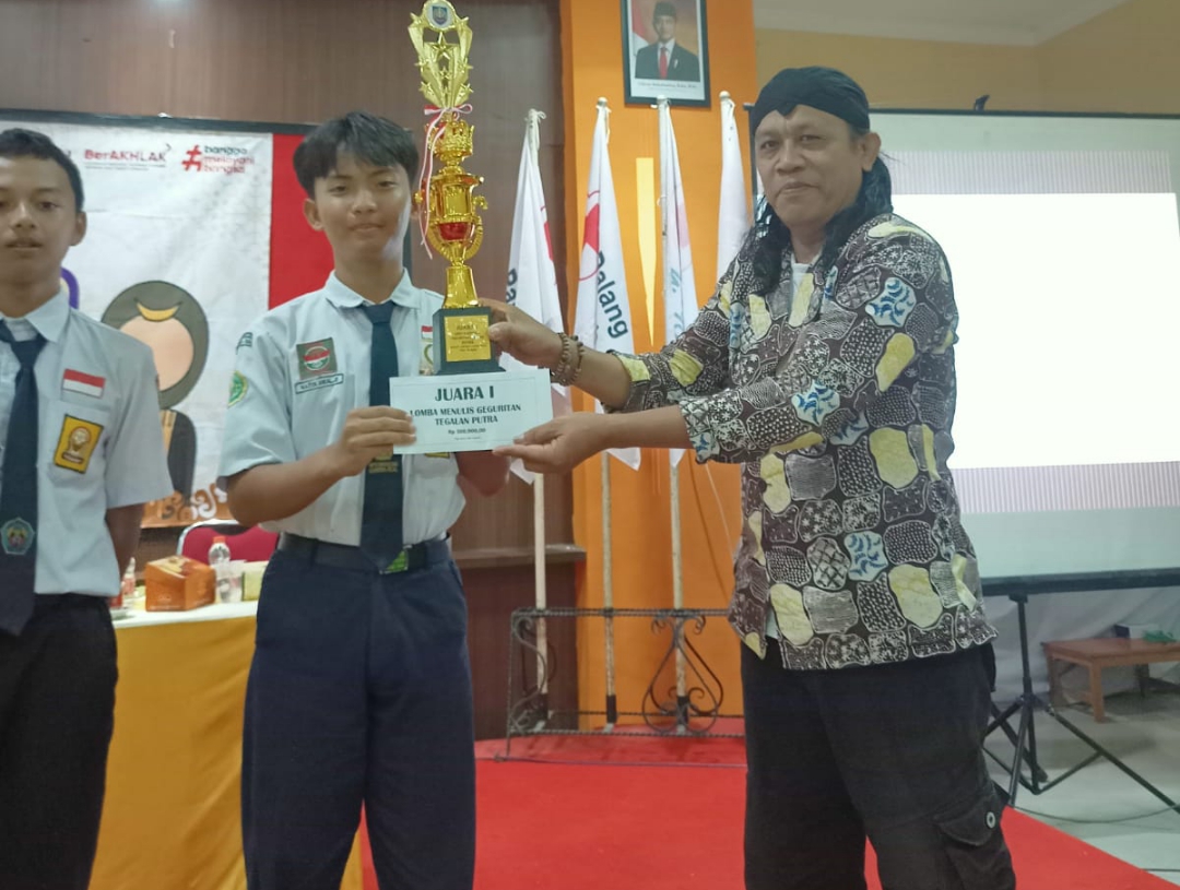 Gelar Lomba Geguritan Tegalan Jenjang SMP 