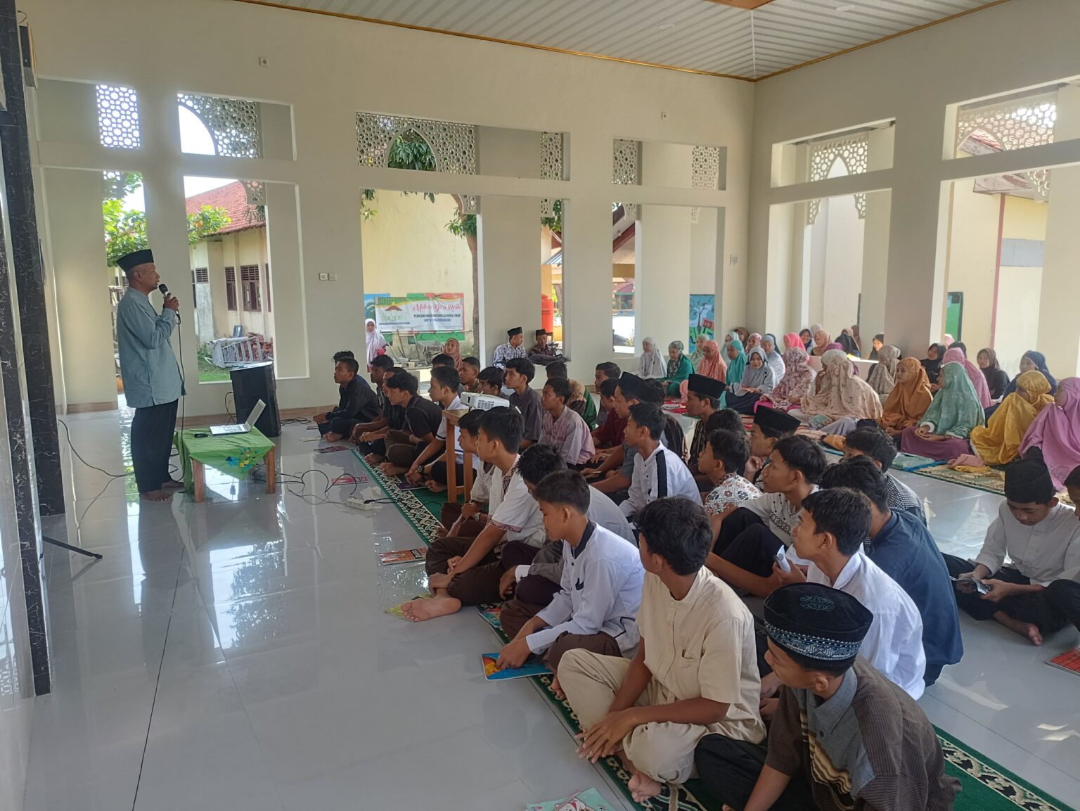 SMP Negeri 1 Pagerbarang Kabupaten Tegal Adakan Pesantren Ramadan