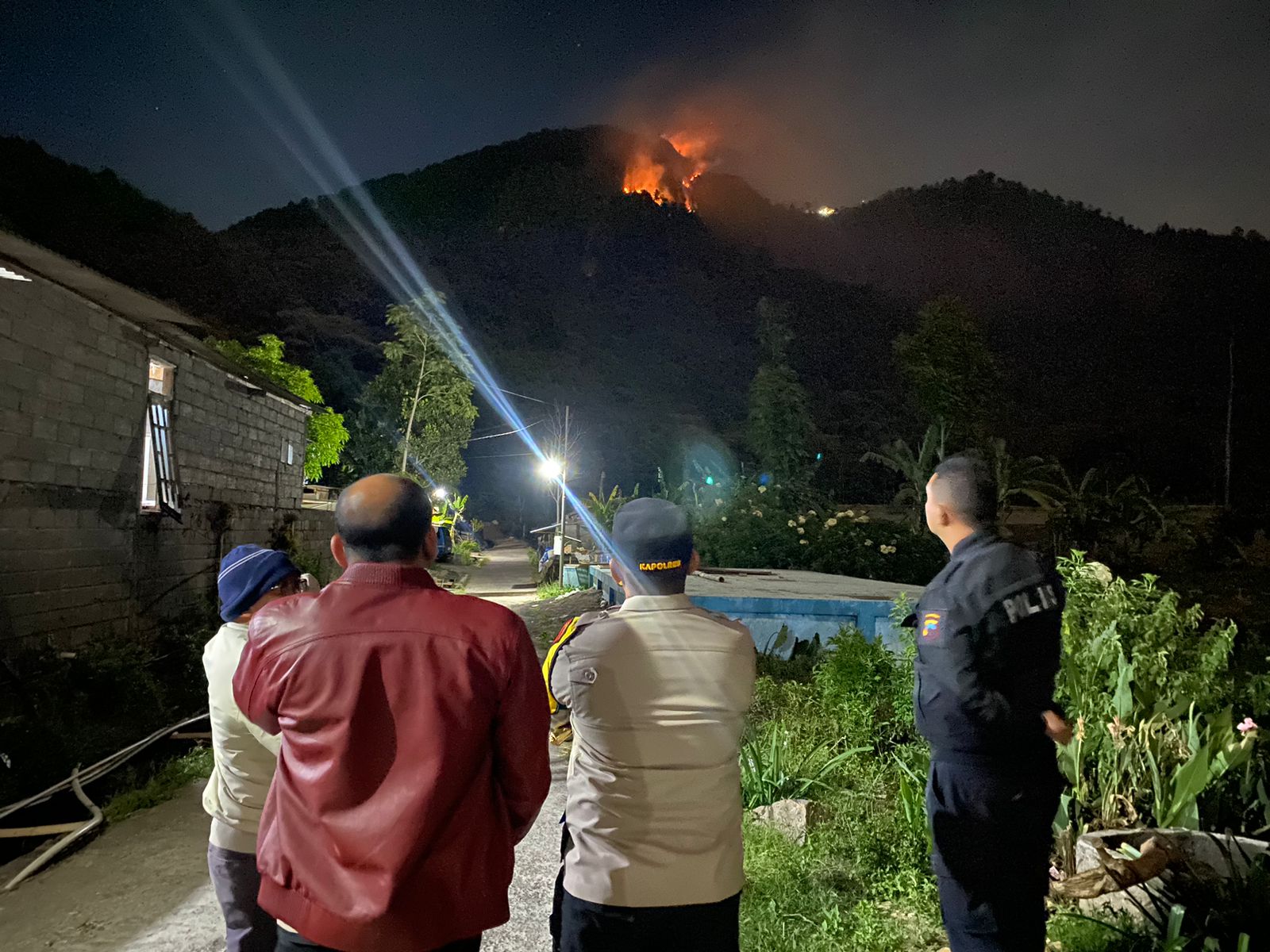 Hutan Gunung Telomoyo Terbakar, Kapolres : Tidak Ada Korban Jiwa