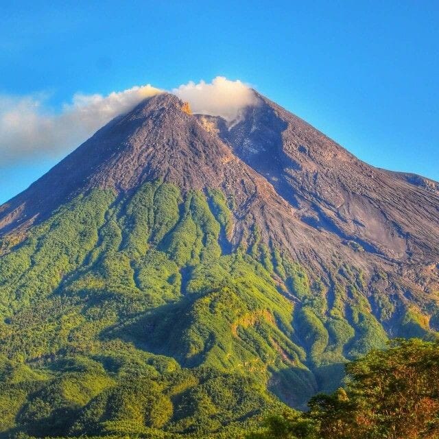Ungkap Gunung Terindah di Indonesia, Apakah Gunung Rinjani Termasuk?