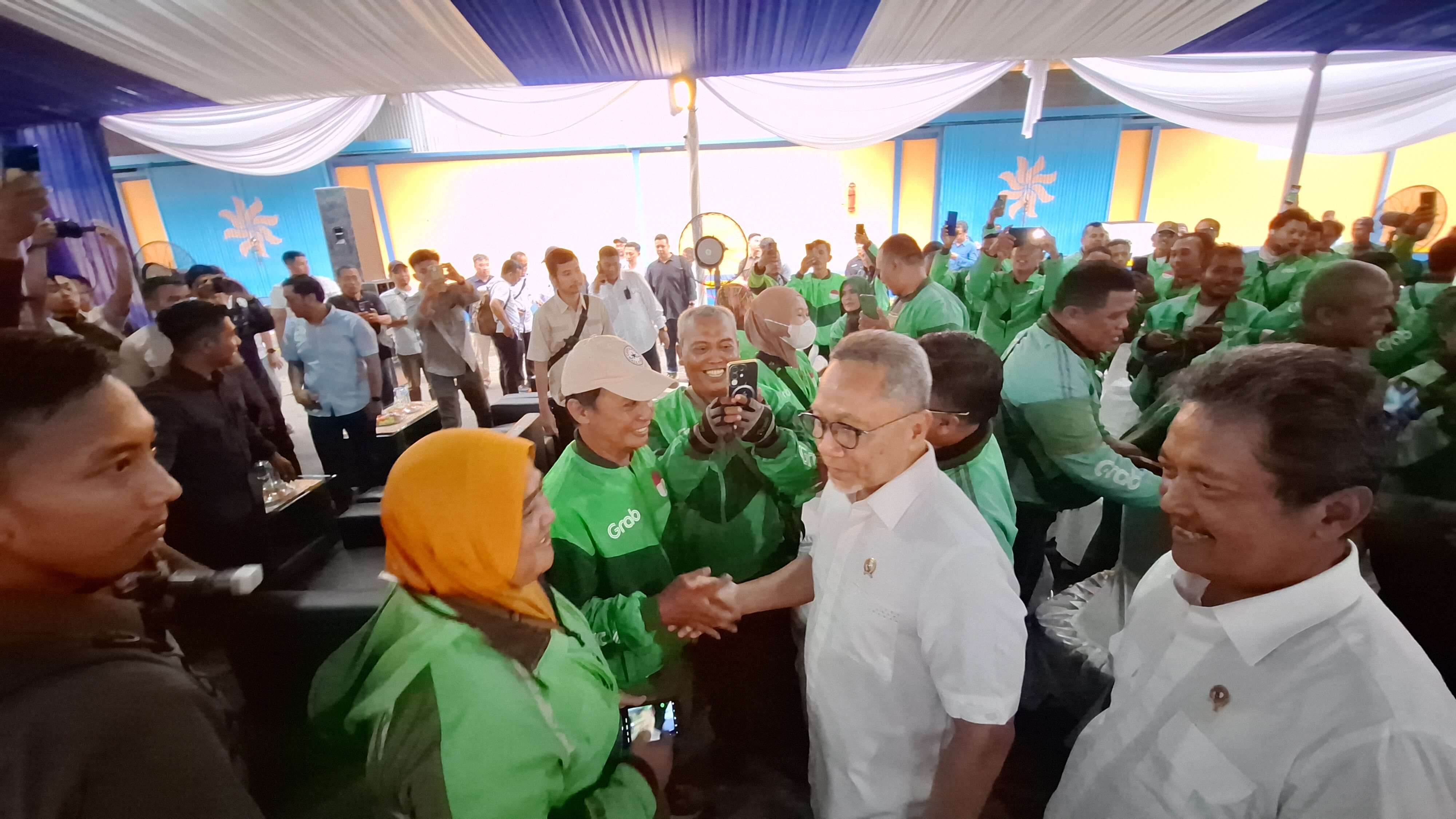 Zulkifli Hasan:  Indonesia Surplus Beras, 2026 Fokus Swasembada Pangan Protein 