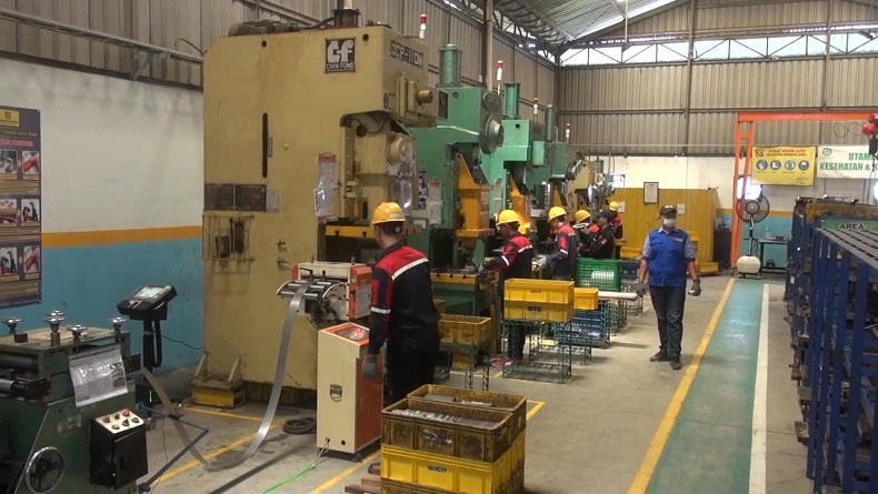 Bangun Kemitraan Pelaku Industri Logam LIK Takaru