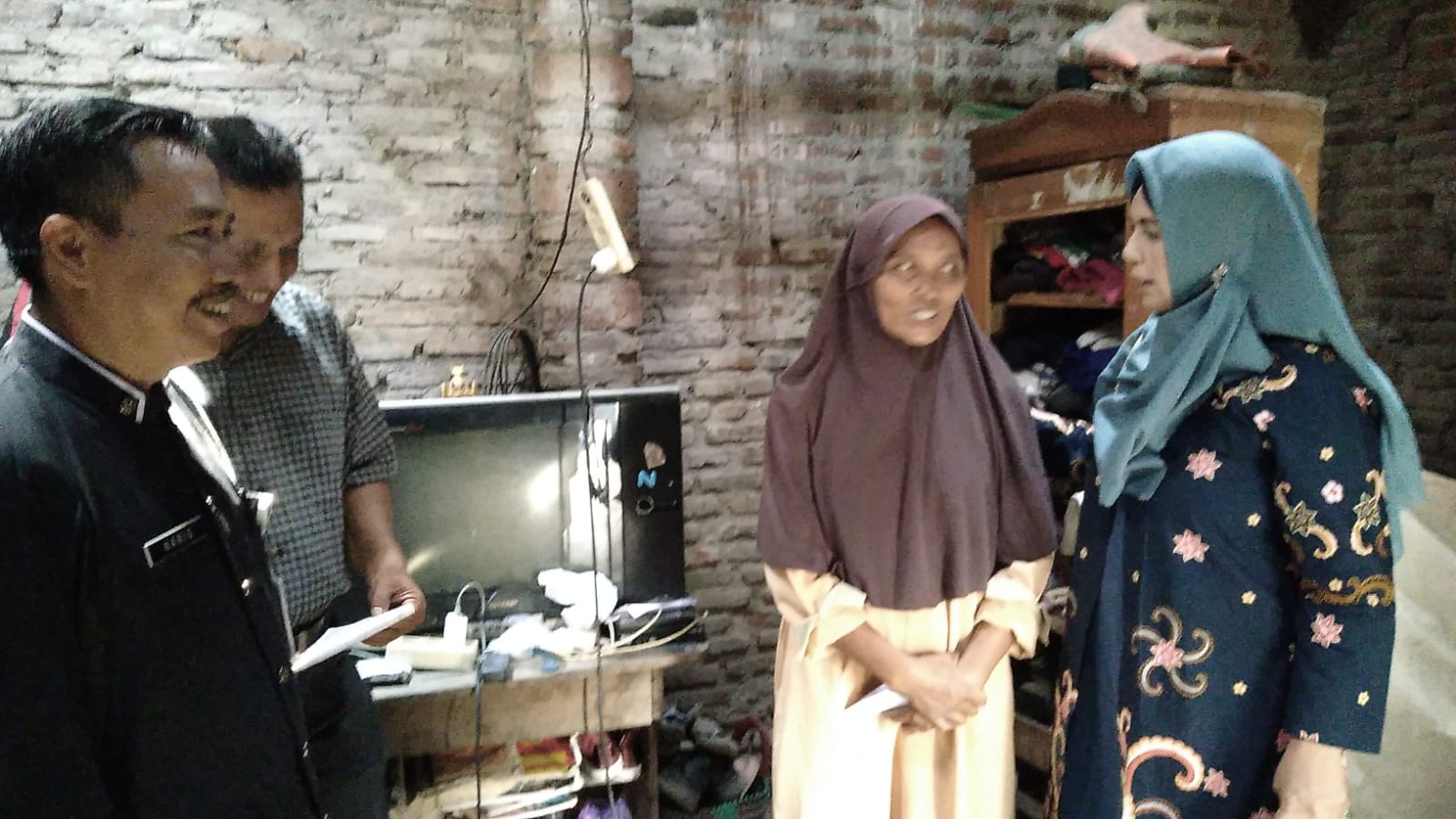 Pemkab Brebes Janjikan Rehab Rumah Rusmini, Donatur Sumbang Modal Usaha