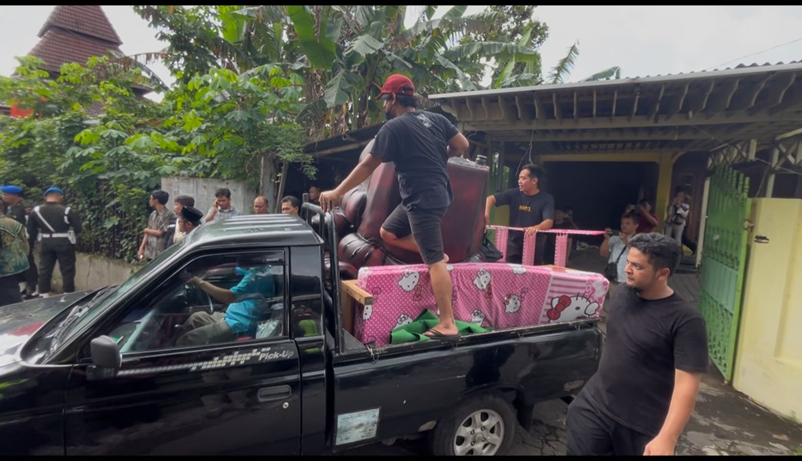 PN Solo Eksekusi Rumah Warga Pajang, Pemilik Kekeh Pegang Sertifikat Sah