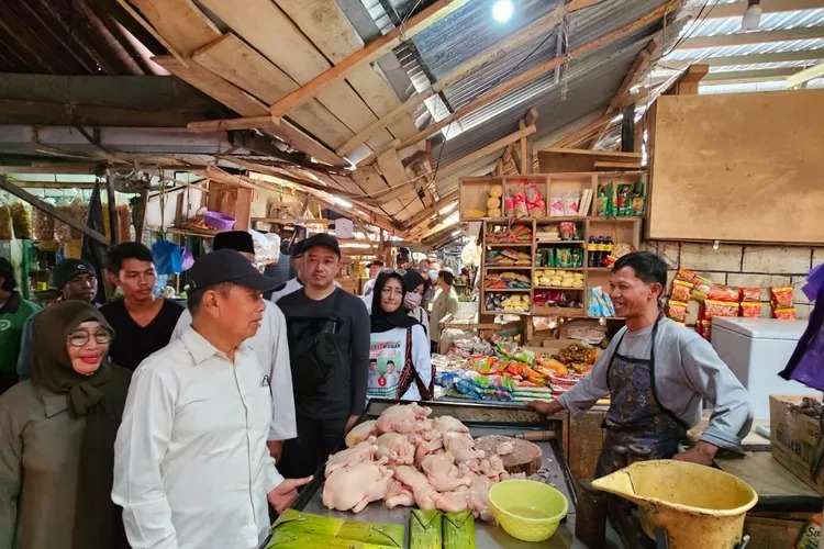 Kulakan Masalah, Cabup Batang Fauzi Fallas Siapkan Solusi untuk Pedagang Pasar, Nelayan hingga Galangan Kapal