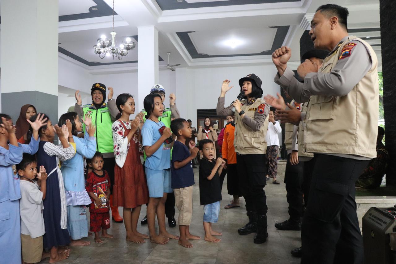 Keseruan Trauma Healing Anak anak Korban Banjir di Kudus
