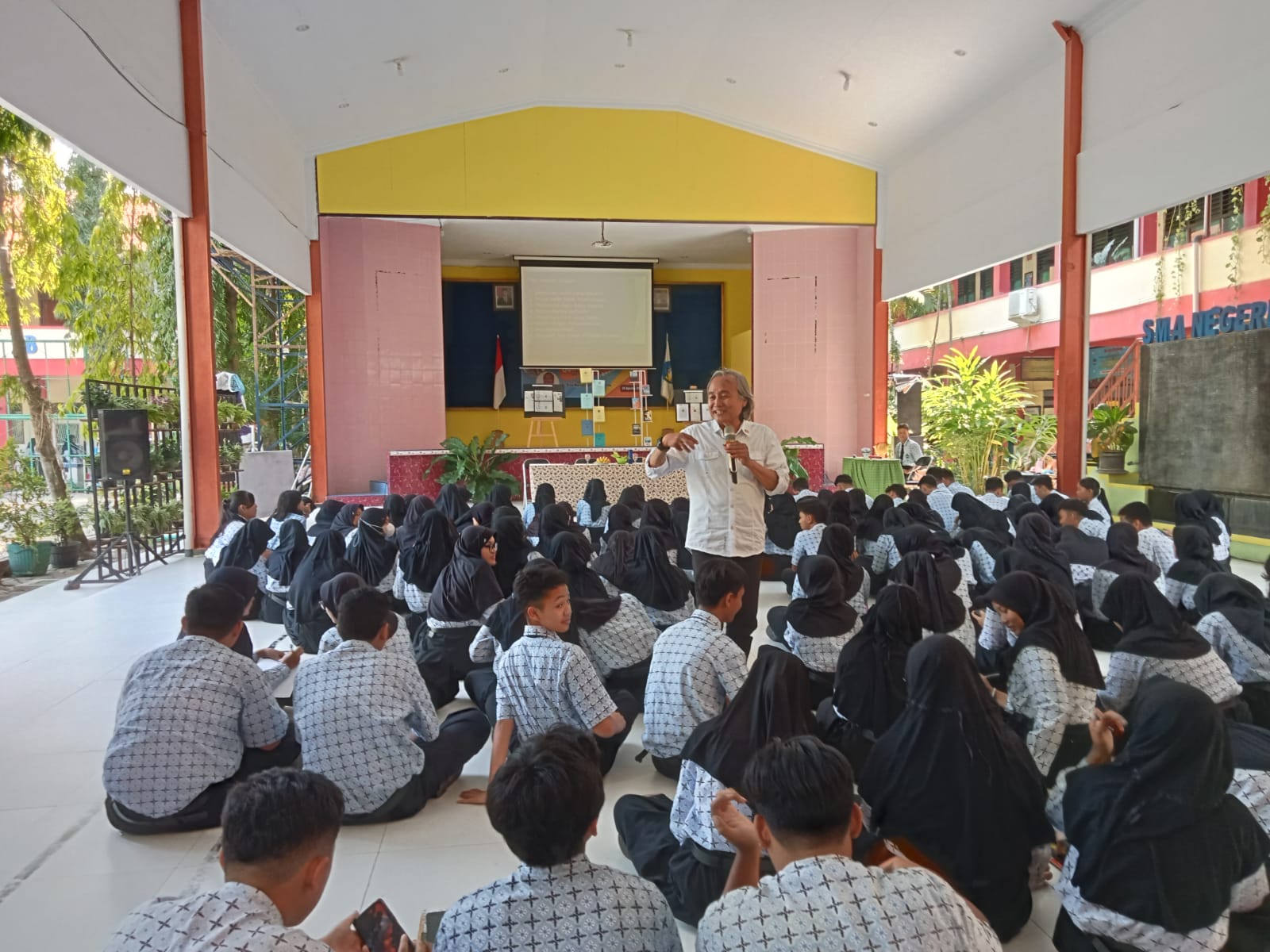 Keren, SMA Negeri 1 Slawi Adakan Workshop