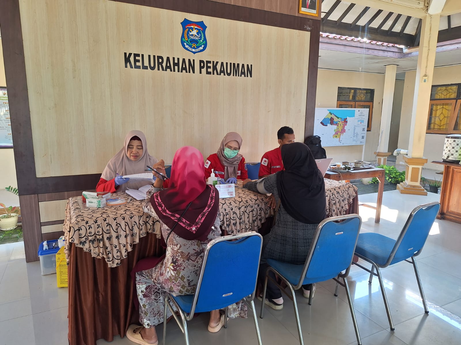 Kelurahan Siaga, 37 Warga Pekauman Kota Tegal Ikut Donor Darah