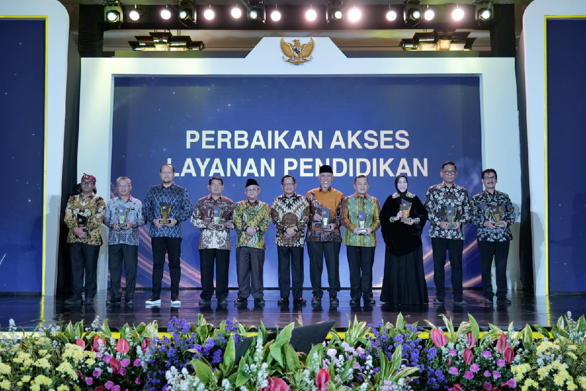 Semarang Terima Apresiasi Kinerja Pemda 2025, Akses Pendidikan Dinilai Terus Membaik