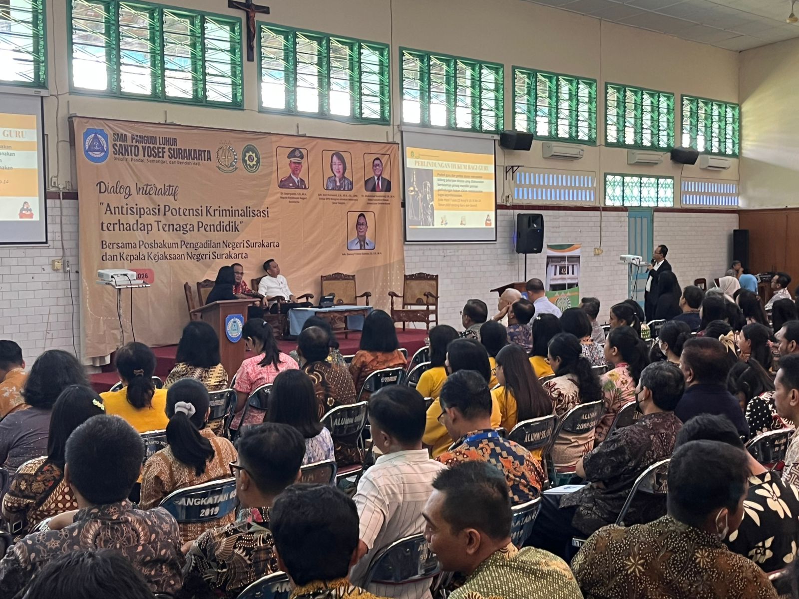 Maraknya Isu Kriminalisasi Guru, Ratusan Guru Ikuti Diskusi Perlindungan Hukum