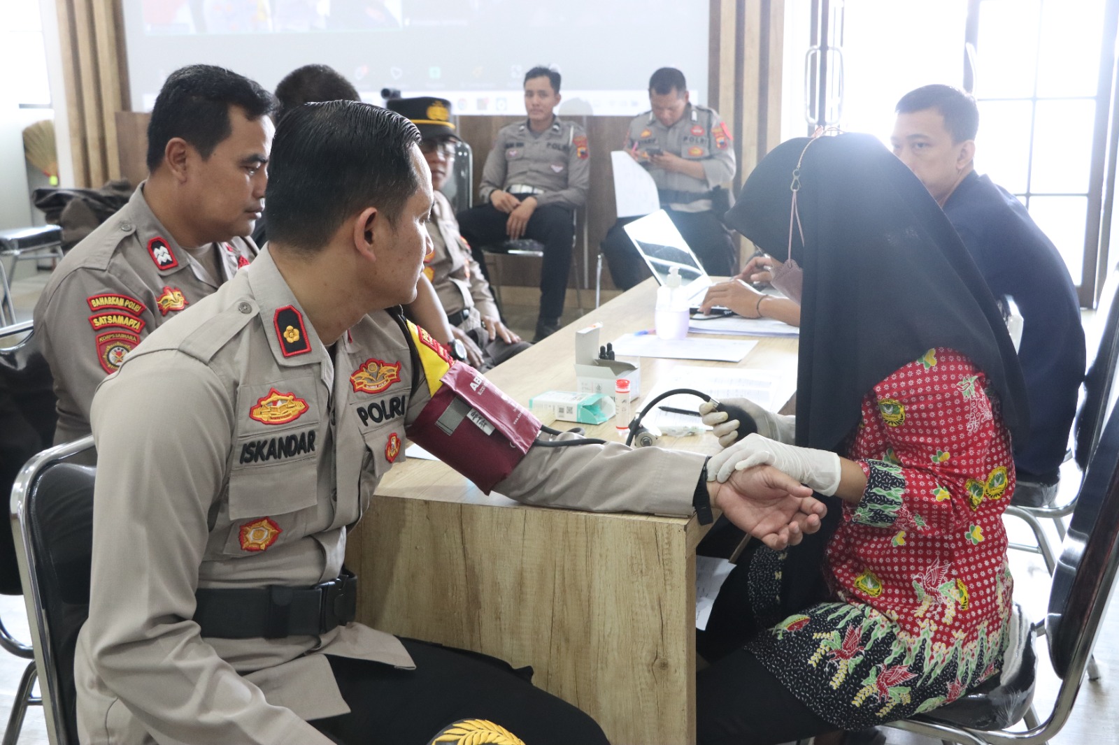 Donor  Darah Warnai HUT ke-73 Humas Polri 