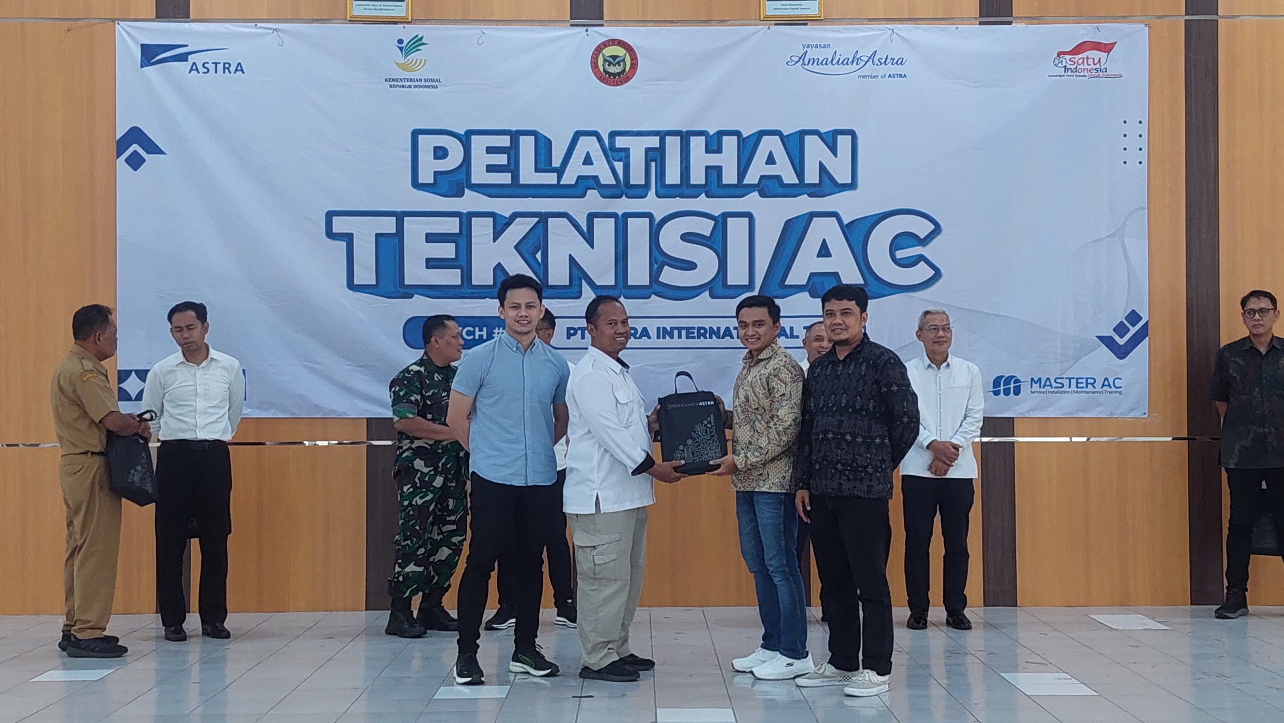 Densus 88 Gelar Pelatihan Service AC untuk 50 Jamaah Islamitah Solo Raya 