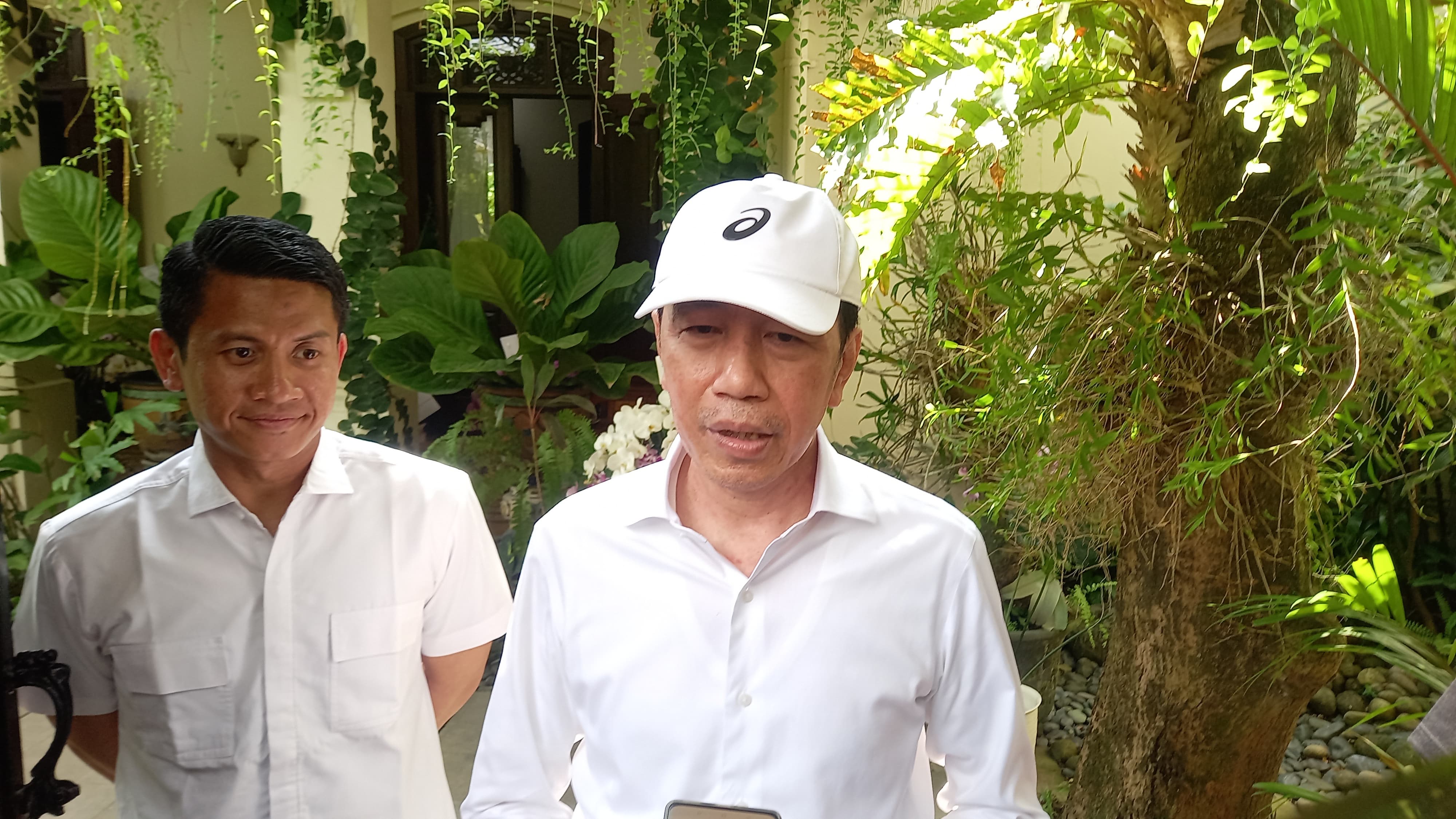 Roy Suryo dan dr Tifa Tak Ditahan Kejari, Begini Tanggapan Jokowi