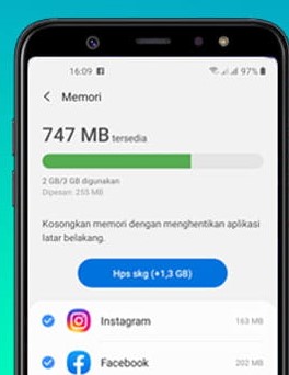 Cara Mengecek RAM Ponsel Samsung