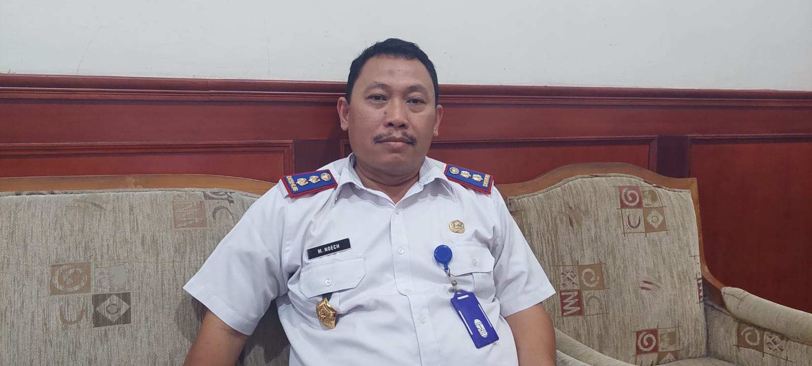 Dishub Kabupaten Tegal Pasang High Must,  Terangi Lingkungan Kecamatan Talang