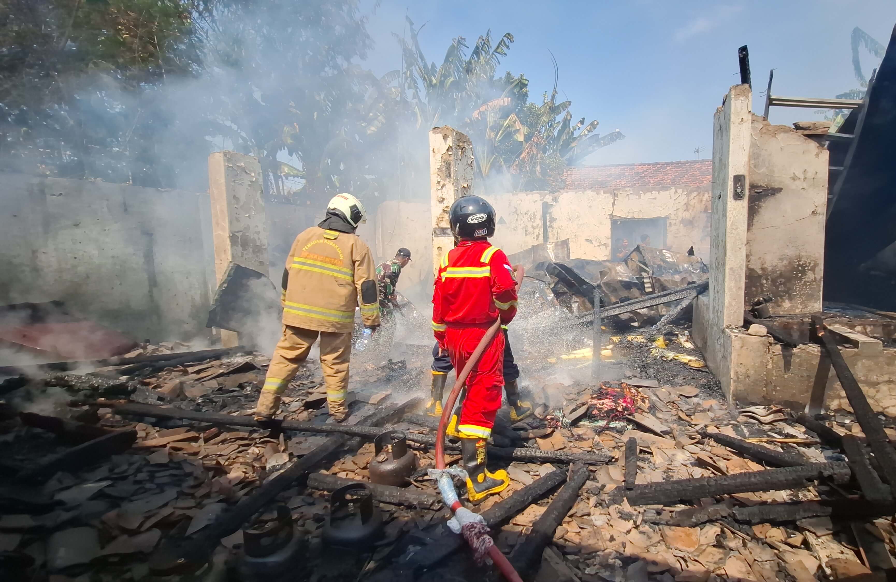 Rumah Produksi Batik di Banyurip Pekalongan Ludes Terbakar, Diduga Kompor Pemanas Lilin Ditinggal