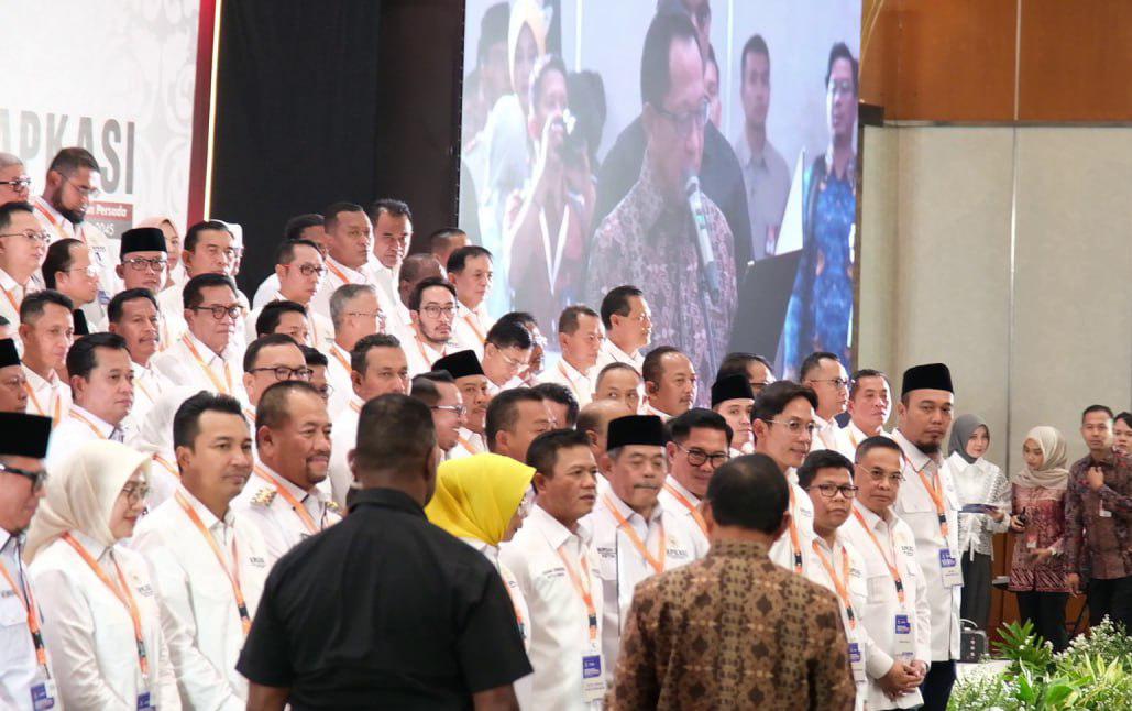 Bangun Hubungan Antarkabupaten Melalui APKASI 