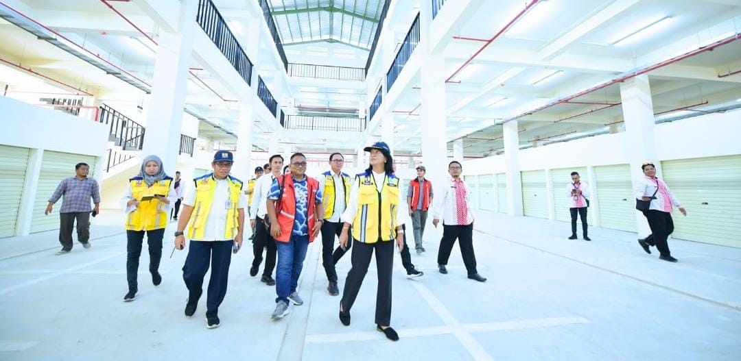 Pasar Banjarsari Pekalongan Siap Beroperasi Usai Lebaran, Wamen PU Tinjau Progress Pembangunan