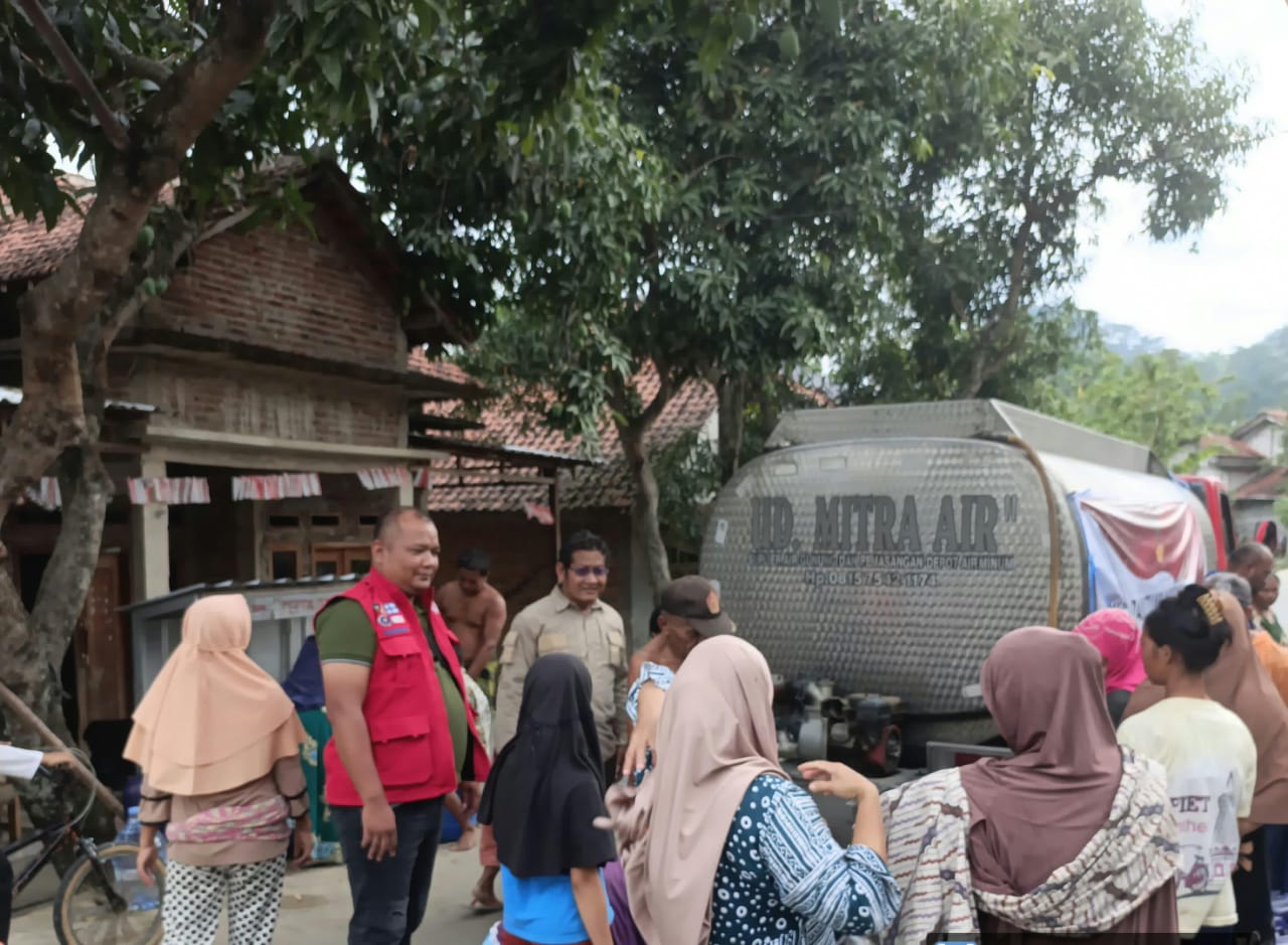 Dinas Sosial Kabupaten Tegal Dropping Air Bersih