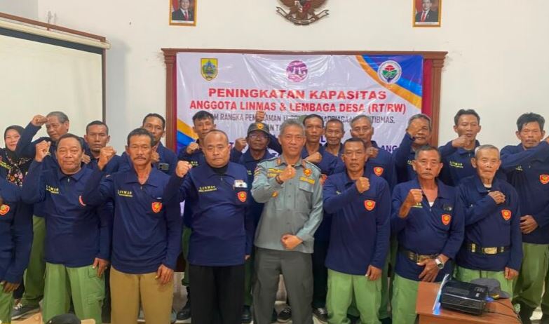 Siapkan Pengamanan Pilkades, Satpol PP dan Damkar Pemalang Gembleng Linmas Desa Wanamulya 
